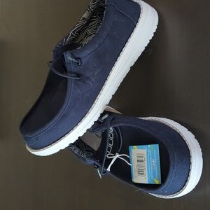 Hey Dudes! Navy blue NWT